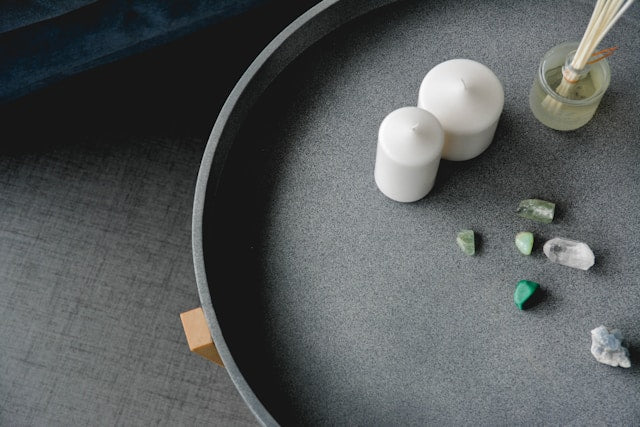 Round Decorative Trays: Easy Styling Ideas for Small Tables and Ottomans