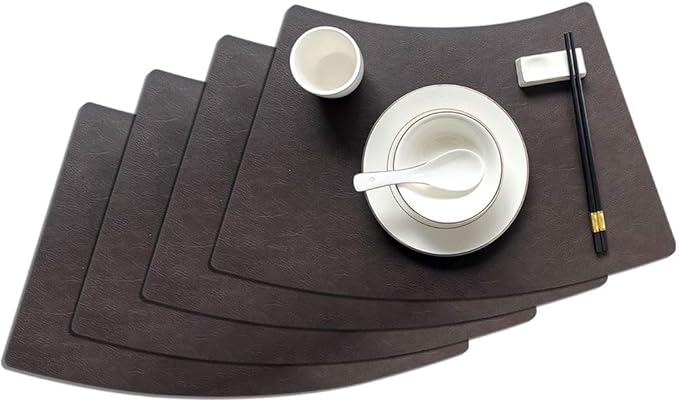 Leather Round Table Washable Placemats, Thick Faux Leather Heat Resistant Wedge Table Placemat, Waterproof Non-Slip Easy to Clean Place mat for Kitchen Coffee Dining Room Table Set of 4