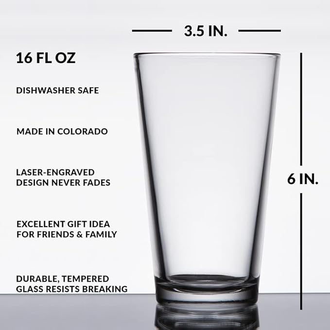 SEA TURTLE Engraved Beer Pint Glass | Great Nautical Drinking Gift Idea for Ocean Marine Enthusiasts Divers Sea Creatures