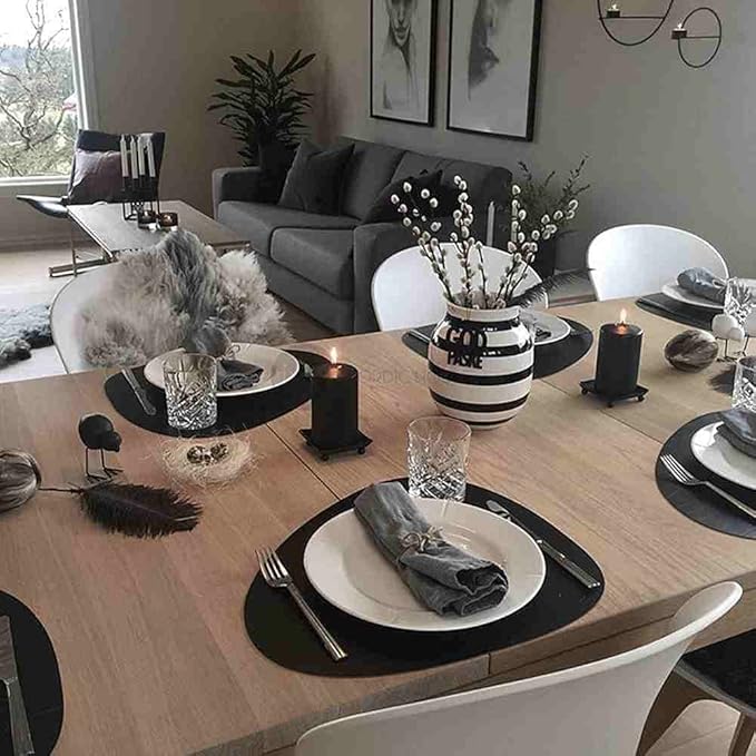 Placemats Set of 6, Faux Leather Placemats with Coasters, Black Table Mats Set of 6 Heat Stain Scratch Resistant Waterproof Washable Wipeable Place Mats for Dining Patio Table Kitchen