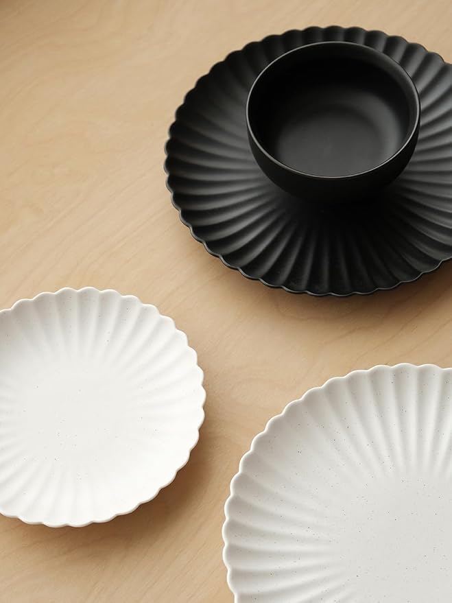 Flower-Shaped Daisy Bowl Set, 5.5-Inch, 17oz, Pack of 4 (Matte Black)
