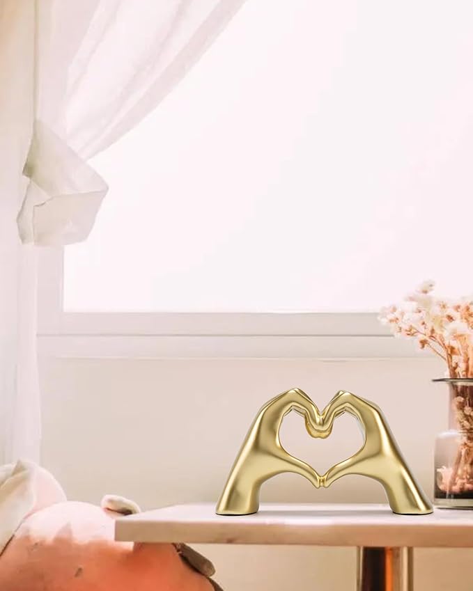 FANTESTICRYAN Medium Heart Hands Statues Hand Love Sculpture Cute Decorative Home Decor Ornaments for Living Room, Wedding, Office Desktop, Cabinets, Bookshelf (Gold, Medium)