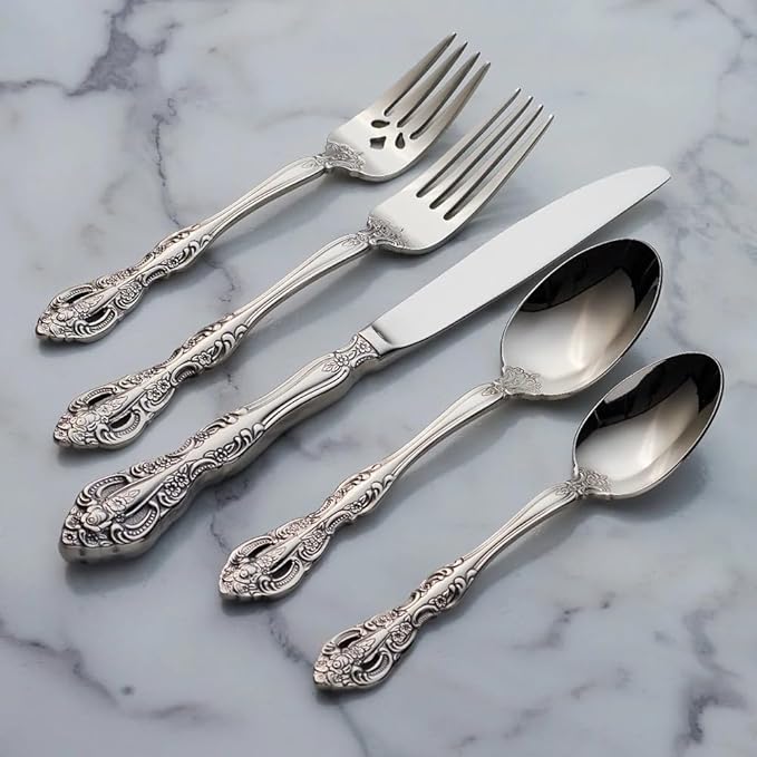 TWEE Luxury Fine Silverware Set for 6 Flatware Set 30 Pieces Relief Sculpture Openwork Design Elegant Tableware Set 18/10 Stainless Steel Cutlery Set Utensil Sets for Home Restaurant Dishwasher Safe
