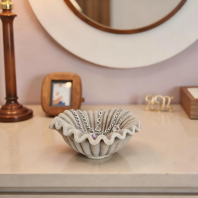Small Decorative Bowl decor, Scalloped Pedestal Bowls for Modern Home Decor,Ruffle Decor,Stylish Key Bowl for Entry Table,Decorative Fruit Bowl for Kitchen Counter,Artificial Stone Beige
