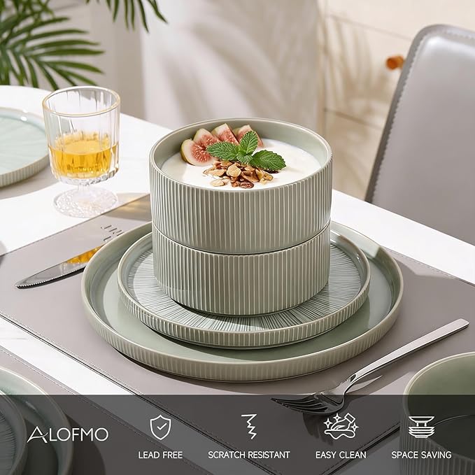 Dinnerware Sets for 8, Ceramic Plates and Bowls Set 24 Piece Dinnerware Chip Resistant Stoneware, Dishwasher and Microwave Safe-green