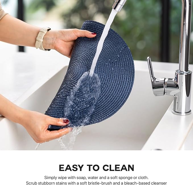 Round Placemat Set of 4 Plastic Woven Placemats Washable Wipeable Table Mats for Dining Table Heat Resistant Non-Slip Circle Place Mats (Navy Blue)