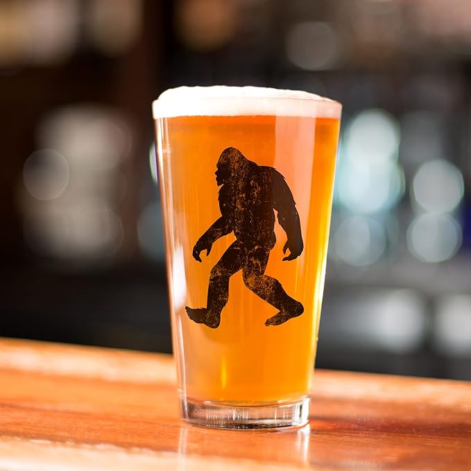 Black Lantern Rustic Bigfoot Pint Glass Set 16oz Beer Glasses for Craft Beer Lovers | Set of 2 Dishwasher-Safe Mixing Glasses