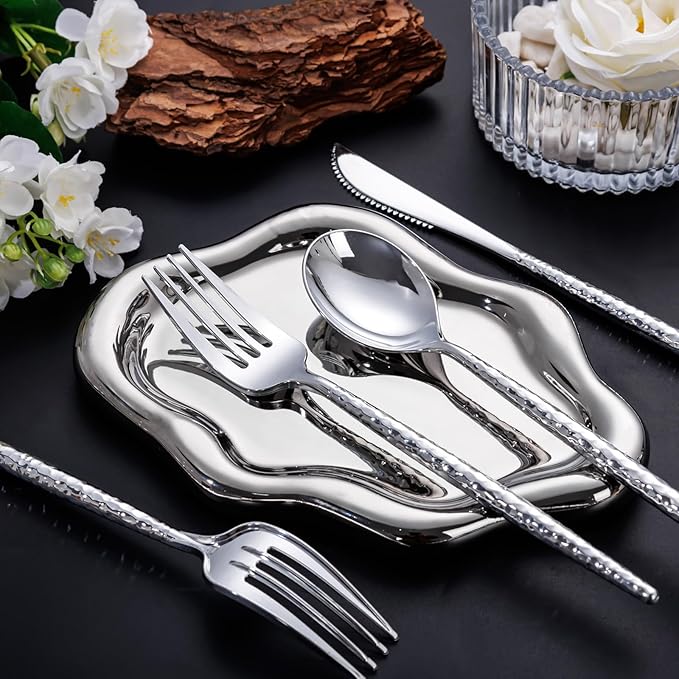 SUT 150PCS Silver Plastic Silverware, Disposable Utensils, Includes 50 Knives, Forks and Spoons, Hammered Silverware Set, Silver Cutlery. Plastic Silverware Heavy Duty for Party/Wedding