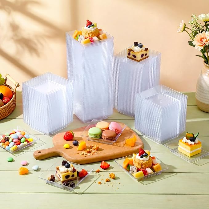200 Pieces Mini Square Dessert Plates Disposable Appetizer Plates Small Plastic Dish for Dessert Salad Appetizer Sauces Tastings Cake Wedding Party Serving (3.54 x 3.54 Inch,Clear)