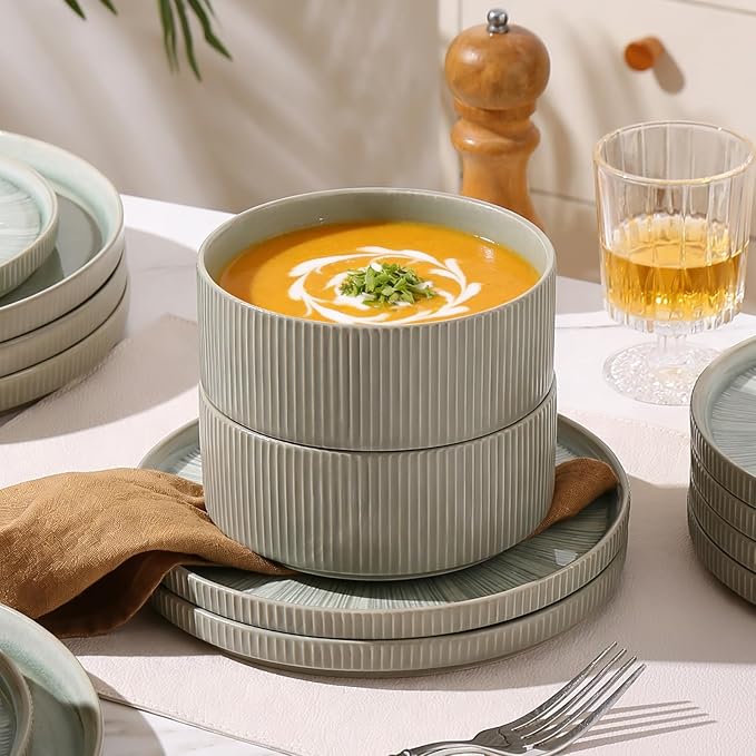 Dinnerware Sets for 8, Ceramic Plates and Bowls Set 24 Piece Dinnerware Chip Resistant Stoneware, Dishwasher and Microwave Safe-green