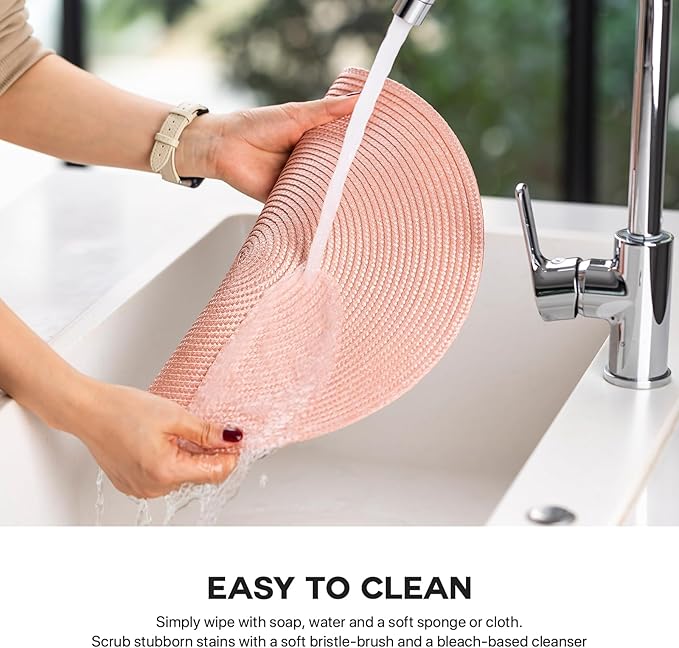 Round Placemats Set of 4 Plastic Woven Placemats Washable Wipeable Table Mats for Dining Table Heat Resistant Non-Slip Circle Place Mats (Sandstone Pink)