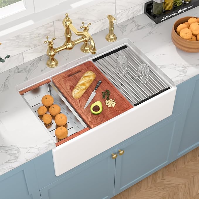 Sarlai 33 Inch Farmhouse Sink White Kitchen Sink Apron Front 33 x 20 Ledge Workstation Farm Fireclay Porcelain Ceramic Undermount Farmer Farm Kitchen Sinks Basin With Gold Drainer