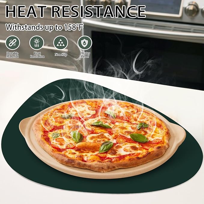 Leather Placemats for Dining Table Set of 2, Heat Resistant Easy to Clean Wipeable Waterproof Washable Modern Placemats for Kitchen Diner Table, Non Slip Anti-Skid Irregular Table Mats, Green