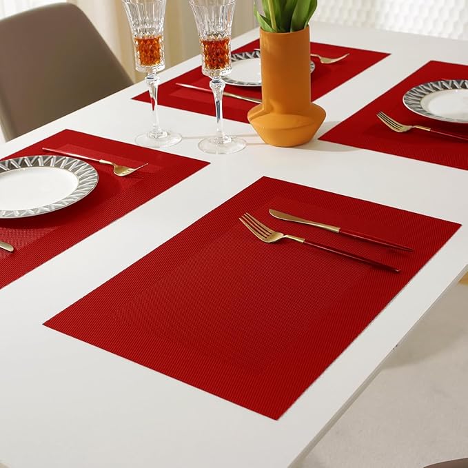 Vinyl Placemats Heat-Resistant Table Mats Washable Easy Clean Plastic Placemats for Dining Table Set of 4 (Red)