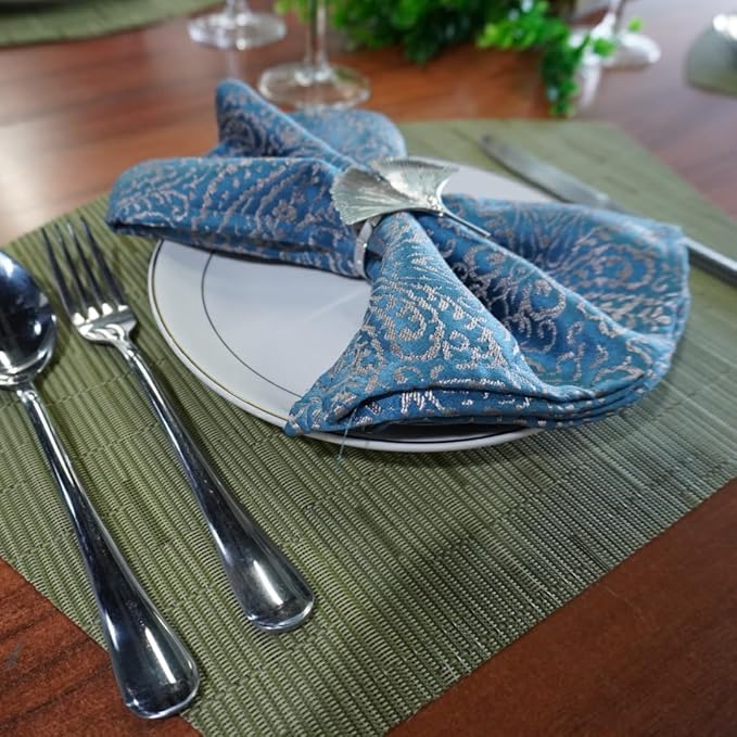 Red-A Woven Vinyl Placemats for Dining Table Durable Heat Resistant Washable Placemats for Round Table,Placemats Set of 4,Green