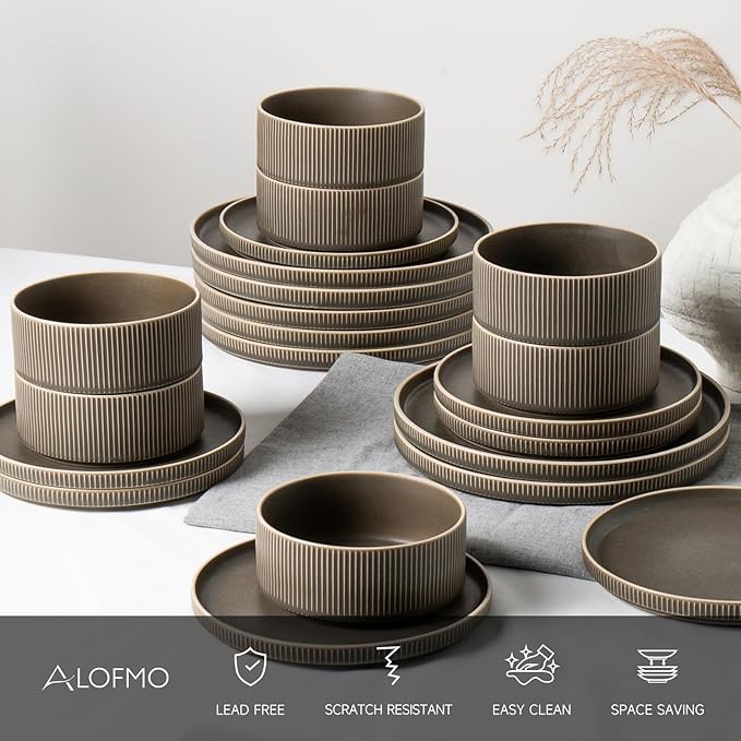 Dinnerware Set Service for 8, 24-Piece Ceramic Plates and Bowls Set, Chip & Scratch Resistant, Microwave and Dishwasher Safe, Modern Minimalist Tableware for Everyday Use, Matte Green