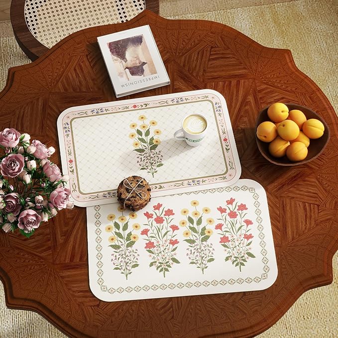 ISAENNE Floral Rectangle PVC Placemats Set of 6, Yellow Daisy Pattern Placemat, Waterproof and Heat-Resistant,Decoration for Kitchen,Dining, Parties, Holiday,12"*17"