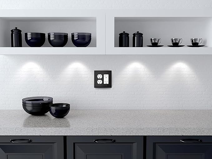 Henne Bery Modern Edge Decorative Wall Plate Switch Plate Outlet Cover, Durable Solid Zinc Alloy (Decorator/Duplex, Matte Black)