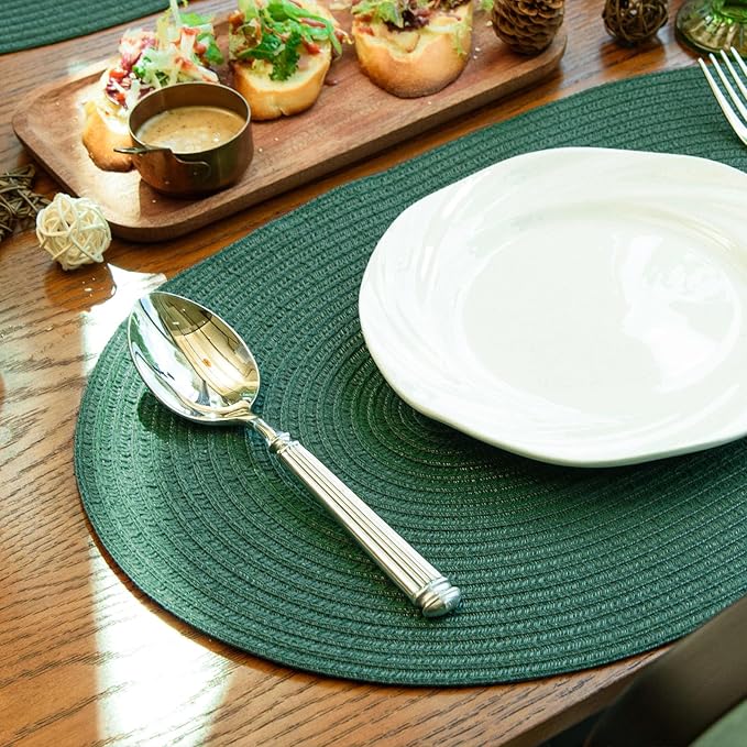 Noctiflorous Oval Braided Placemats Set of 4 Woven 12x18 Inch Non Slip Washable Heat Resistant Place Mats Round Tablemats for Dining Kitchen Party Daily Table Decor Dinner Mats (Solid Forest Green, 4)