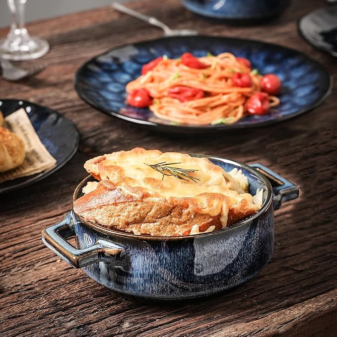 vicrays Ceramic Soup Bowls with Handles, 24 Oz Porcelain Soup Crocks for French Onion Soup, Cereal, Beef Stew, Chill, Pasta, Pot Pies, Microwave and Oven Safe, Set of 4 (Blue)