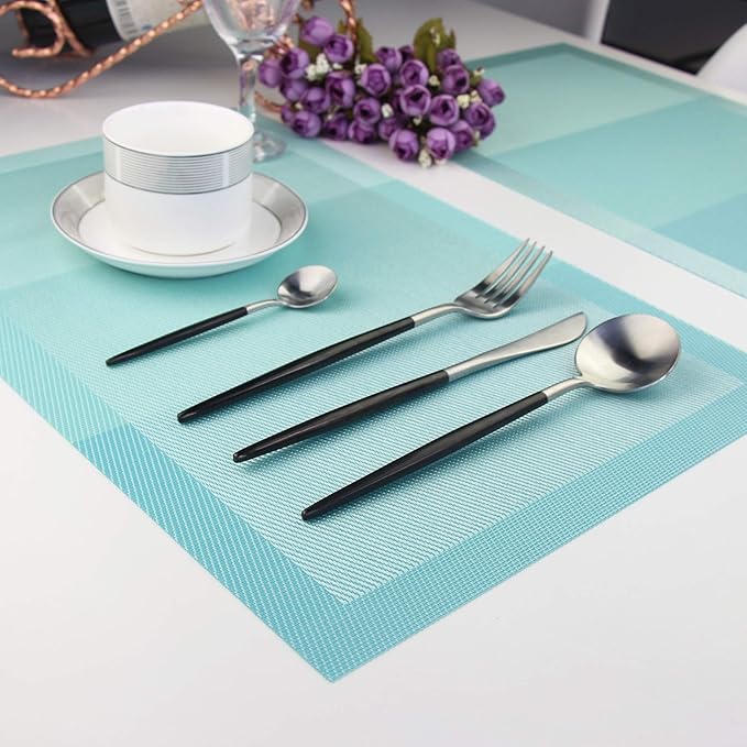 PIGCHCY Placemats 18 x12 inches Woven Vinyl Place Mats for Dining Table,Washable Easy to Clean Table Mats Non Slip Placemats Set of 4 (Teal)