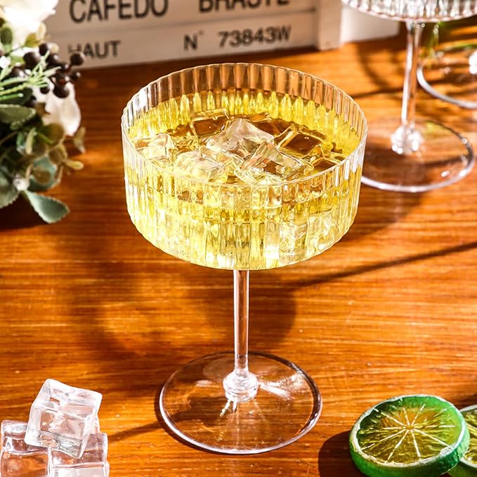 100 Pcs Ribbed Martini Glasses 10 oz Disposable Plastic Vintage Ribbed Coupe Glasses Unbreakable Dessert Parfait Glassware for Wedding Birthday Party Supplies (Clear)