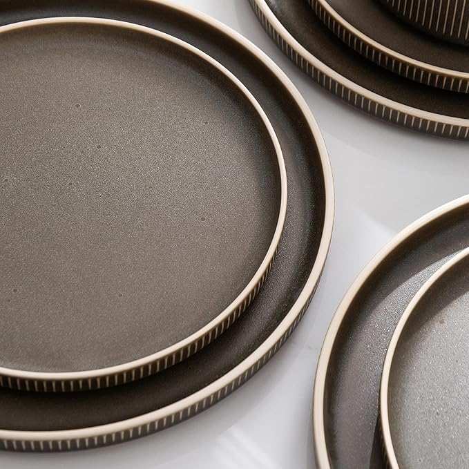 Dinnerware Set Service for 8, 24-Piece Ceramic Plates and Bowls Set, Chip & Scratch Resistant, Microwave and Dishwasher Safe, Modern Minimalist Tableware for Everyday Use, Matte Green