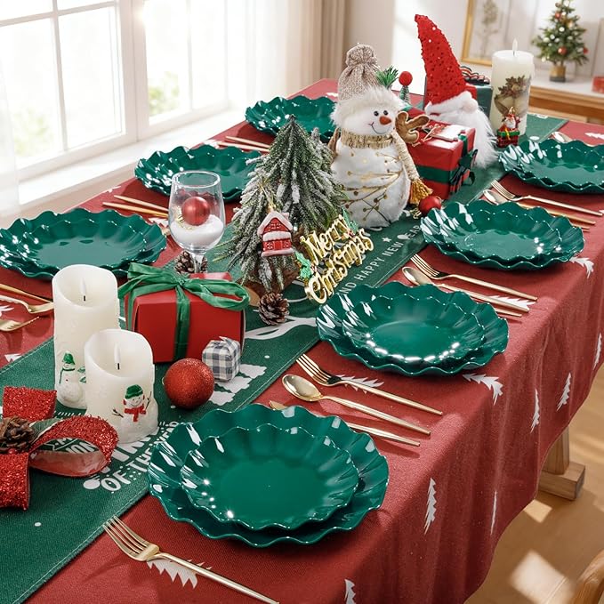 LIYH 50 Pcs Green Plastic Christmas Plates Reusable - Christmas Plastic Plates Unbreakable Holiday Dinnerware Dishes Fancy Scalloped Plate Dishwasher Safe BPA Free for Xmas Day (25Guests)