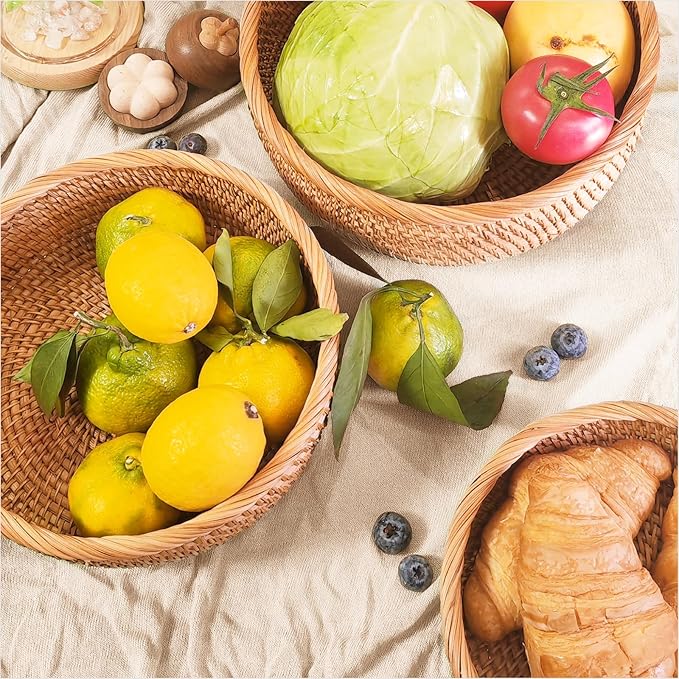 Rattan 9.2" Medium Round Bread Basket for Fruit, Natural Wicker Fruit Basket for Kitchen Counter, Hand Woven Wicker Food Baskets, Bread Baskets for Serving, Gift Basket for Gifts, Vegetable,Snack,Etc.