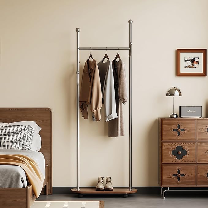 Cactus shaped Freestanding Metal Coat Rack Stand Modern Organizer for Scarf Jacket Hat Bags Ideal for Home Entryway Bedroom Corner Stable and Moveable(Silver)