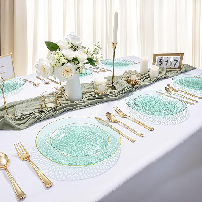 DaYammi 100PCS Green and Gold Plastic Plates - 10 inch Clear Green Gold Dinner Plates - Hammer Pattern Design - Fancy Disposable Platos - Heavy-Duty Party Platos Ideal for Wedding