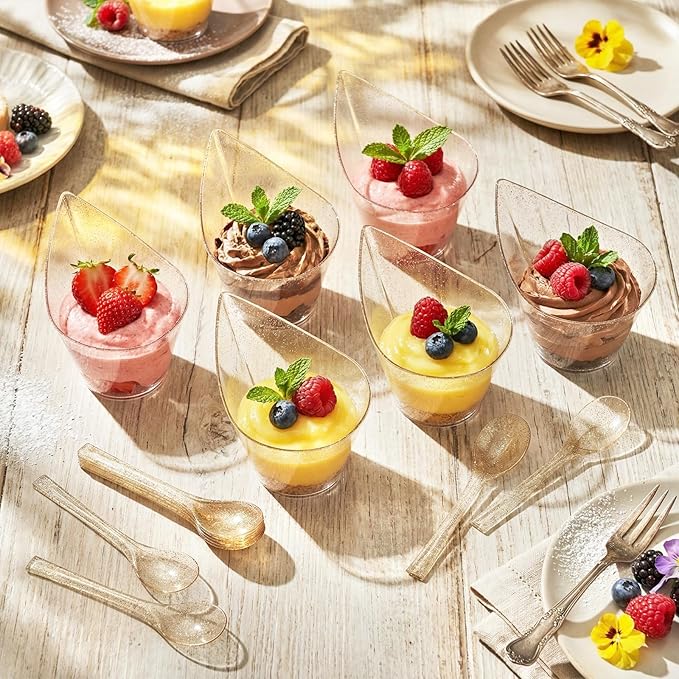150 Pack Gold Glitter Plastic Dessert Cups with Tasting Spoons, Appetizer Cups Yogurt Parfait Bowls with Spoons for Party Supplies Catering Chocolate Desserts Buffet Food Display (7 oz)