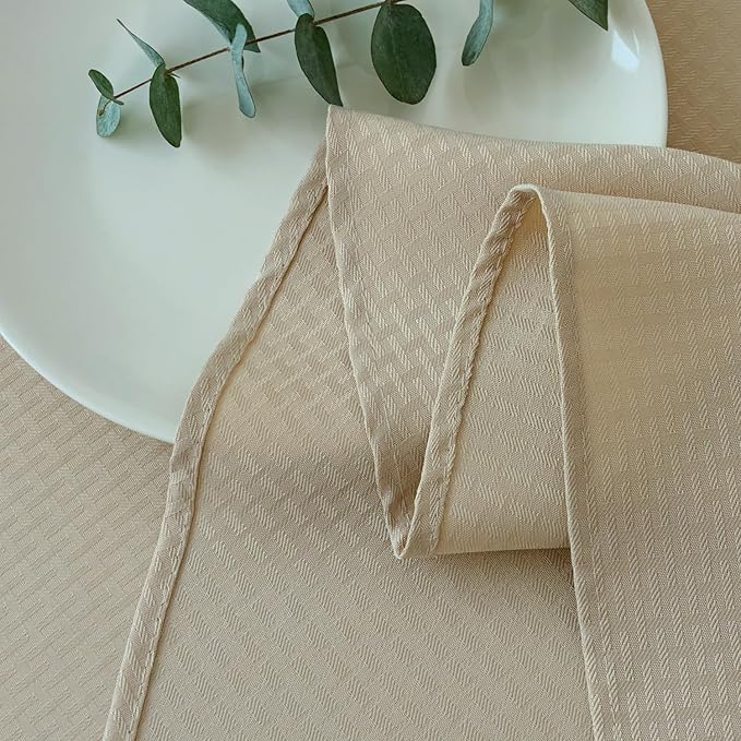 maxmill Round Weaved Texture Design Tablecloth Spill-Proof Wrinkle Free Soft Washable Table Cloth for Circular Table Cover, for Dining Room Buffet Banquet Parties Holiday Dinner, 70 Inch Natural