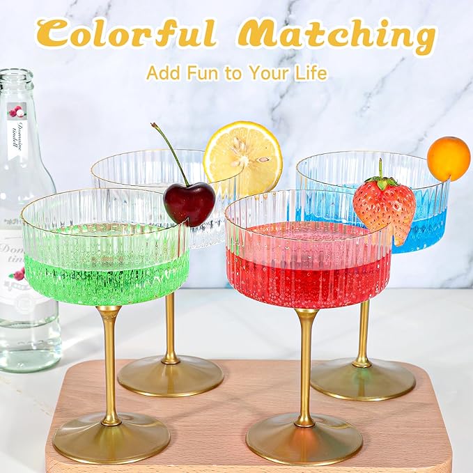 XUWAIDSGN 100 Pcs Champagne Martini Glasses 9 Oz with Gilded Removable Gold Rim Coupe Glasses Pink Martini Glasses Plastic Mimosa Vintage Coupe Glasses Set For Wedding Anniversary (100, Ribbed Gold)