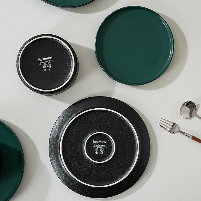 24 Piece Ceramic Dinnerware Set for 8, Modern Minimalist Stoneware Dinner Plates and Bowls, Microwave Safe, Dishwasher Safe, Versatile for All Seasons, Matte Green