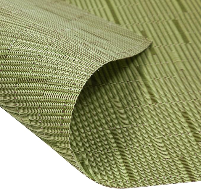 SHACOS Round Table Placemats Set of 7 Wedge Placemat with Centerpiece Round Mat Heat Resistant Table Mats Wipe Clean (7, Green)