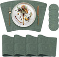 Round Table Placemats Set of 4, Wedge Shaped Faux Leather Table Mats, Heat Resistant Wipeable Washable Place Mats for Dining Table Dinner Kitchen Indoor Outdoor