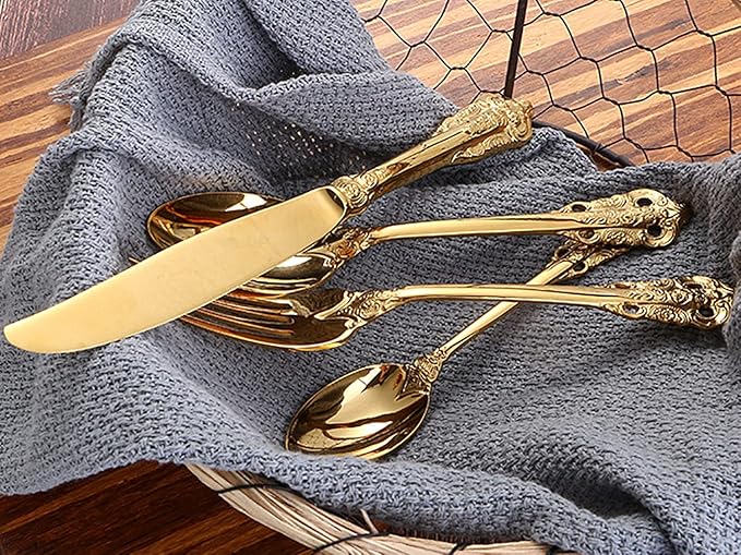 Gold Silverware Set 18/10 Stainless Steel Flatware Sets Palace Style 32 Piece Delicate Cutlery Set for 8 Durable Home Kitchen Wedding Tableware Utensil Include Knifes Teaspoons Forks and Spoons
