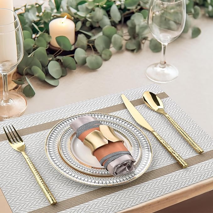 SLKQG Beige White Placemats Set of 4 - Easy Clean Modern Washable Plastic Place Mats - Heat Resistant Placemats for Kitchen Table - PVC Table Mats for Dining Table(Beige White with Stripes, 4)