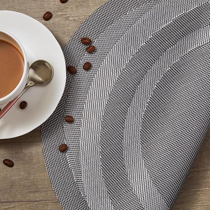 PIGCHCY Round Placemat Set of 8 Vinyl Washable Kitchen 15 inch Table Placemats for Wedding Holiday Party (8pcs Round, Deep Silver)